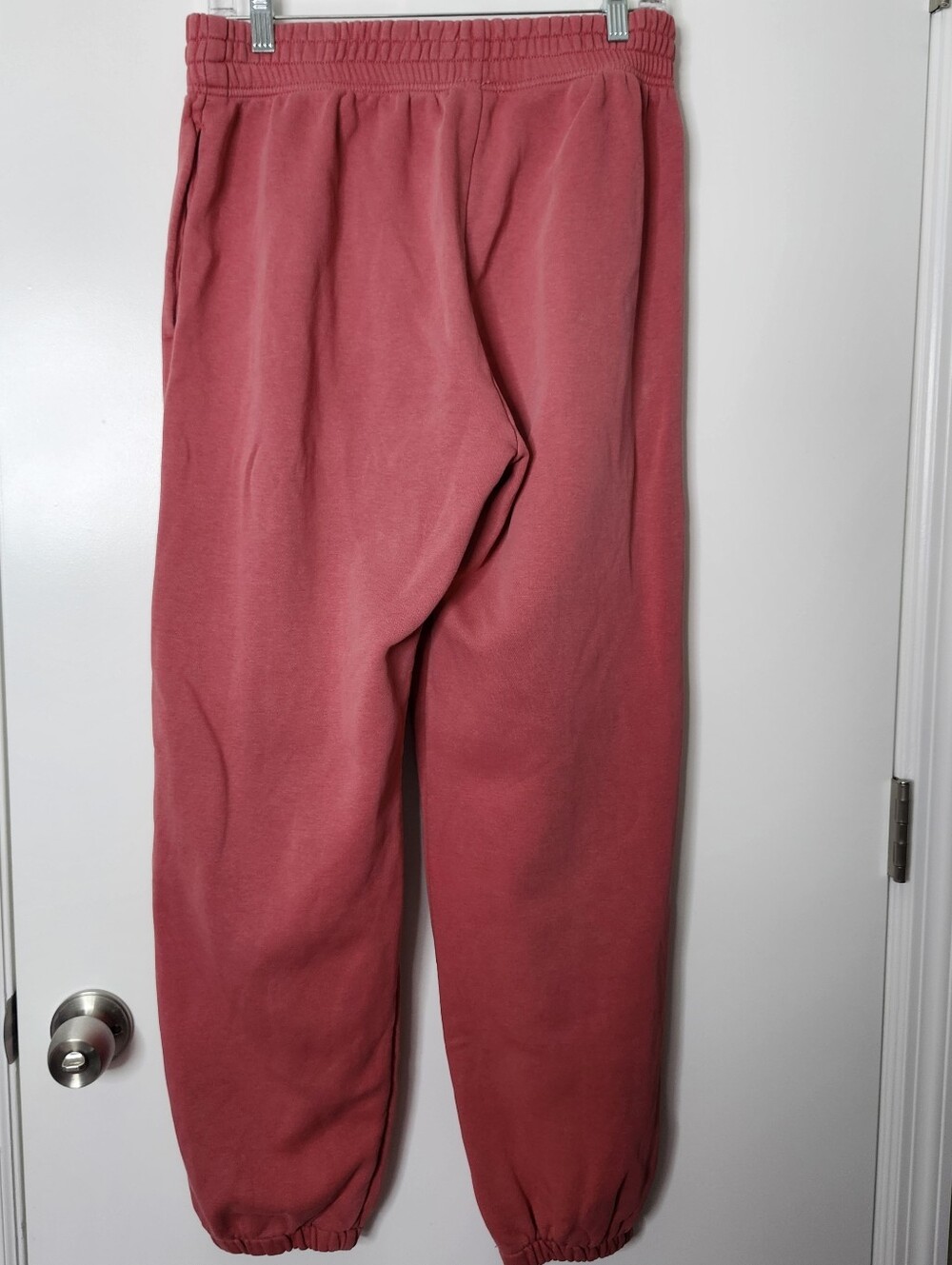 Nike Essential Fleece Joggers Womens Medium Pink Baggy Loose Fit Mid Rise - Picture 7 of 12